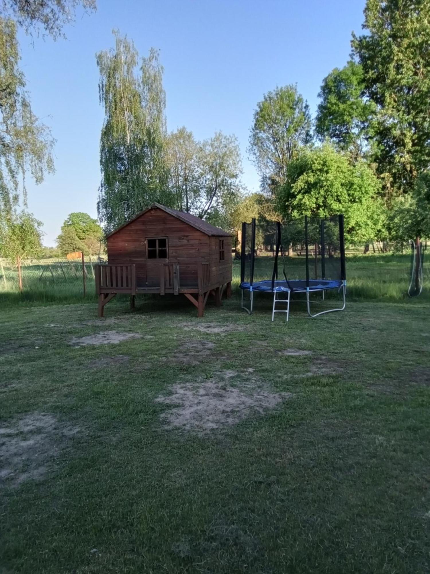 Domek U Kazi Sadowne Buitenkant foto